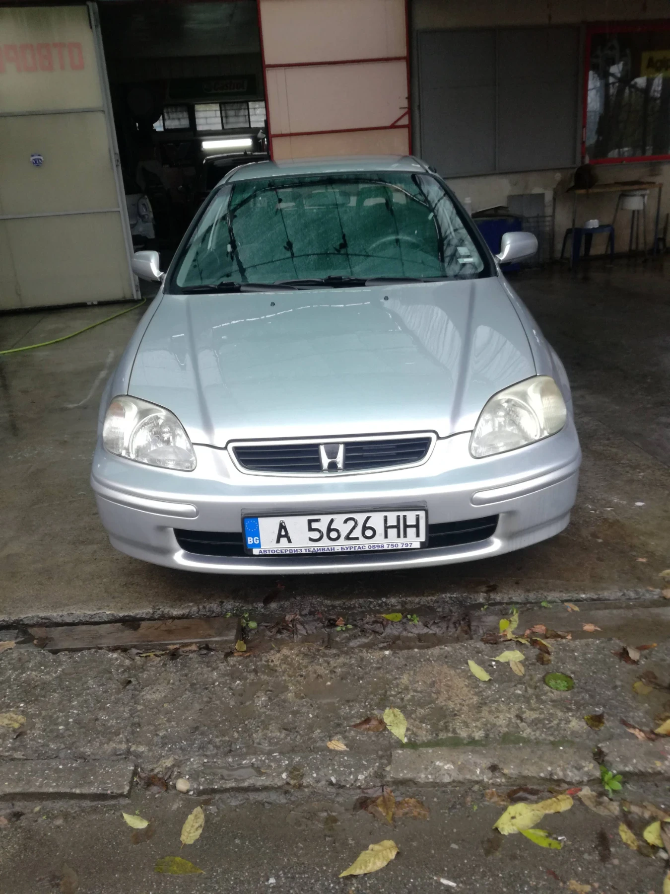 Honda Civic 1.4 бензин | Auto.bg — изображение 1