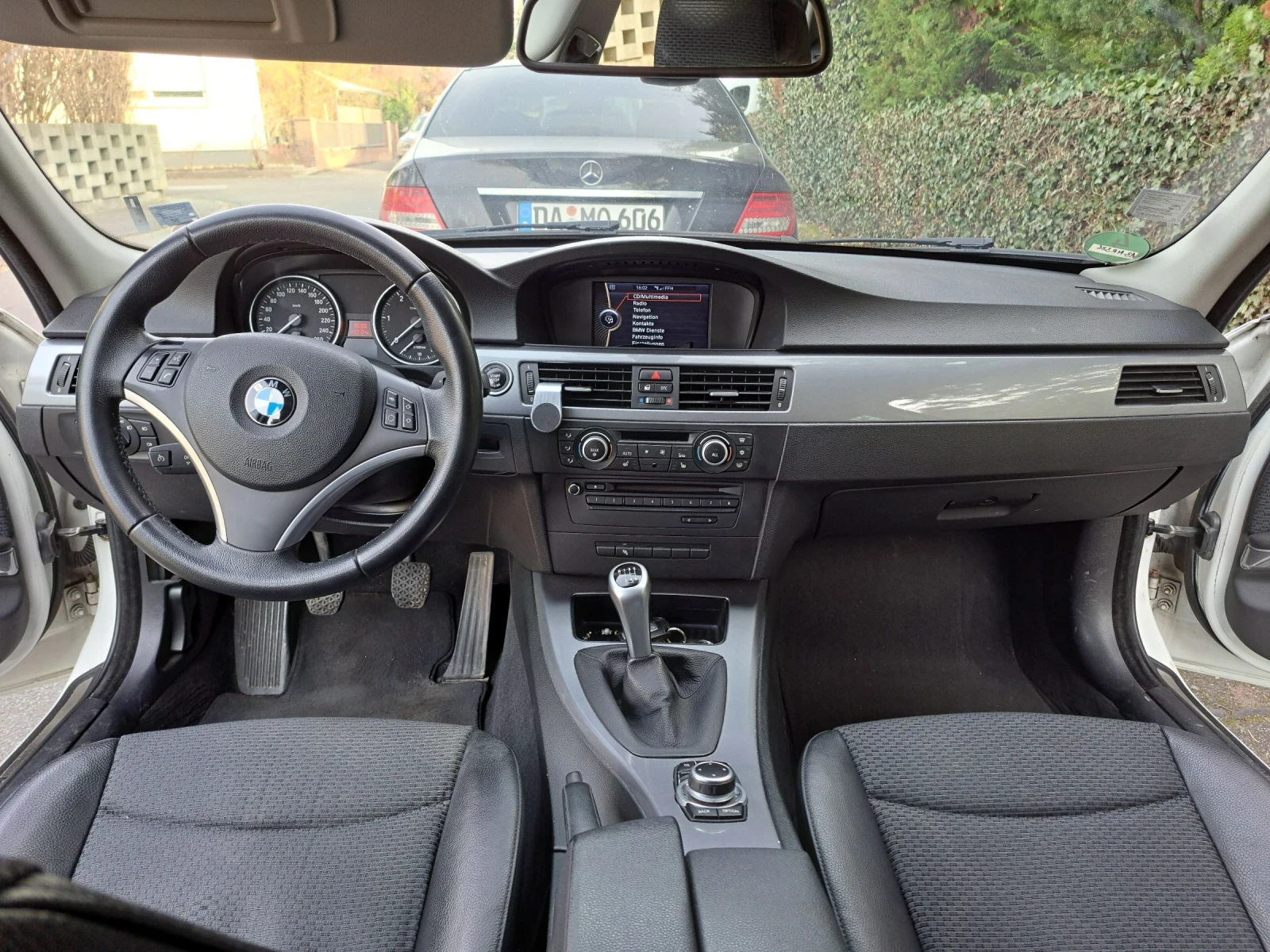 BMW 325 197 к.с. LCI M57, снимка 12 - Автомобили и джипове - 53759400