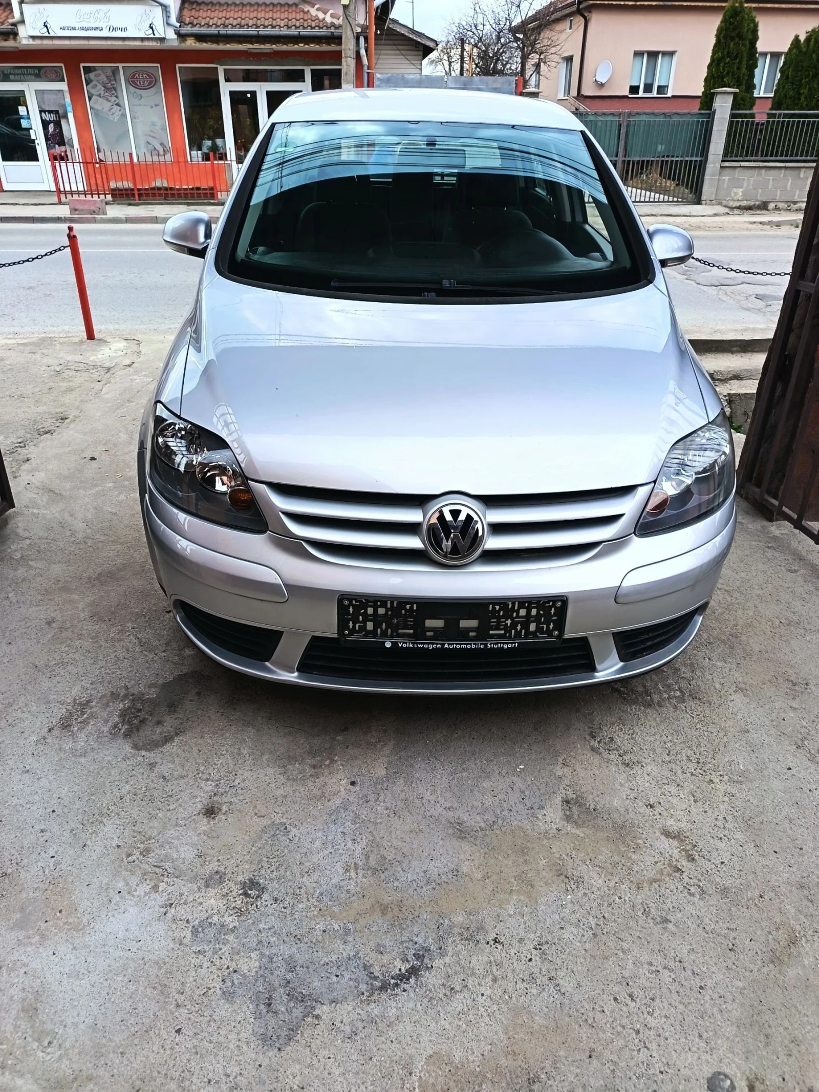 VW Golf Plus 1.9 105 BKC | Auto.bg — изображение 1