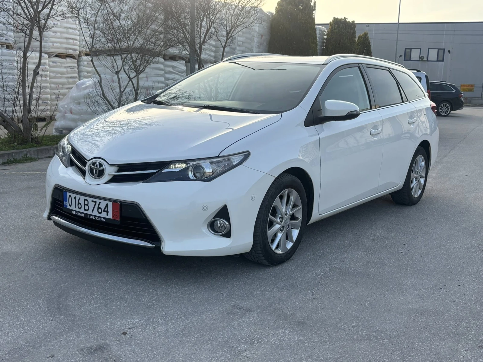 Toyota Auris 1.6 ���������  | Mobile.bg � ����������� 2