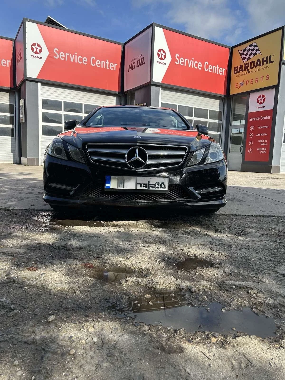 Mercedes-Benz E 220 Avantgard AMG пакет, снимка 3 - Автомобили и джипове - 54655921