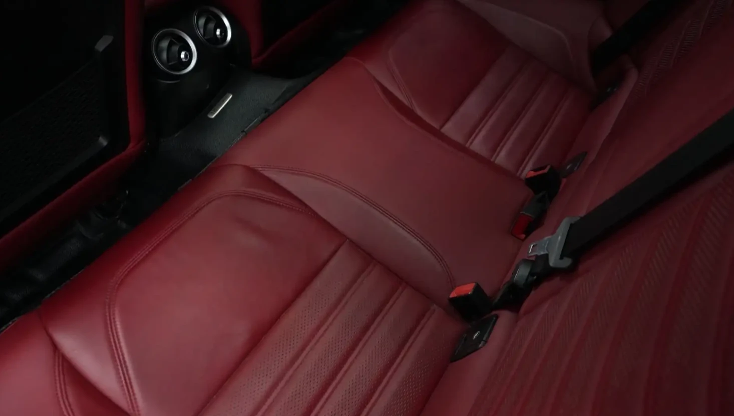 Alfa Romeo Giulia Ti Sport Q4, снимка 14 - Автомобили и джипове - 55009386