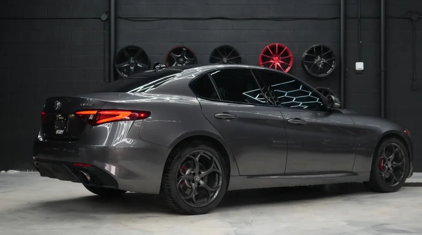 Alfa Romeo Giulia Ti Sport Q4, снимка 3 - Автомобили и джипове - 55009386