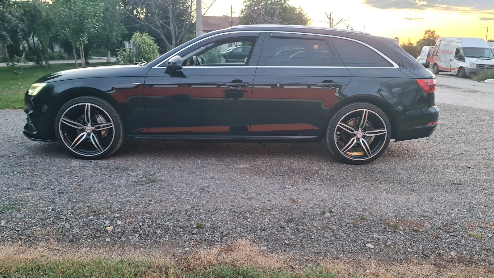Audi A4 2.0TDl S-line, снимка 4 - Автомобили и джипове - 55417661