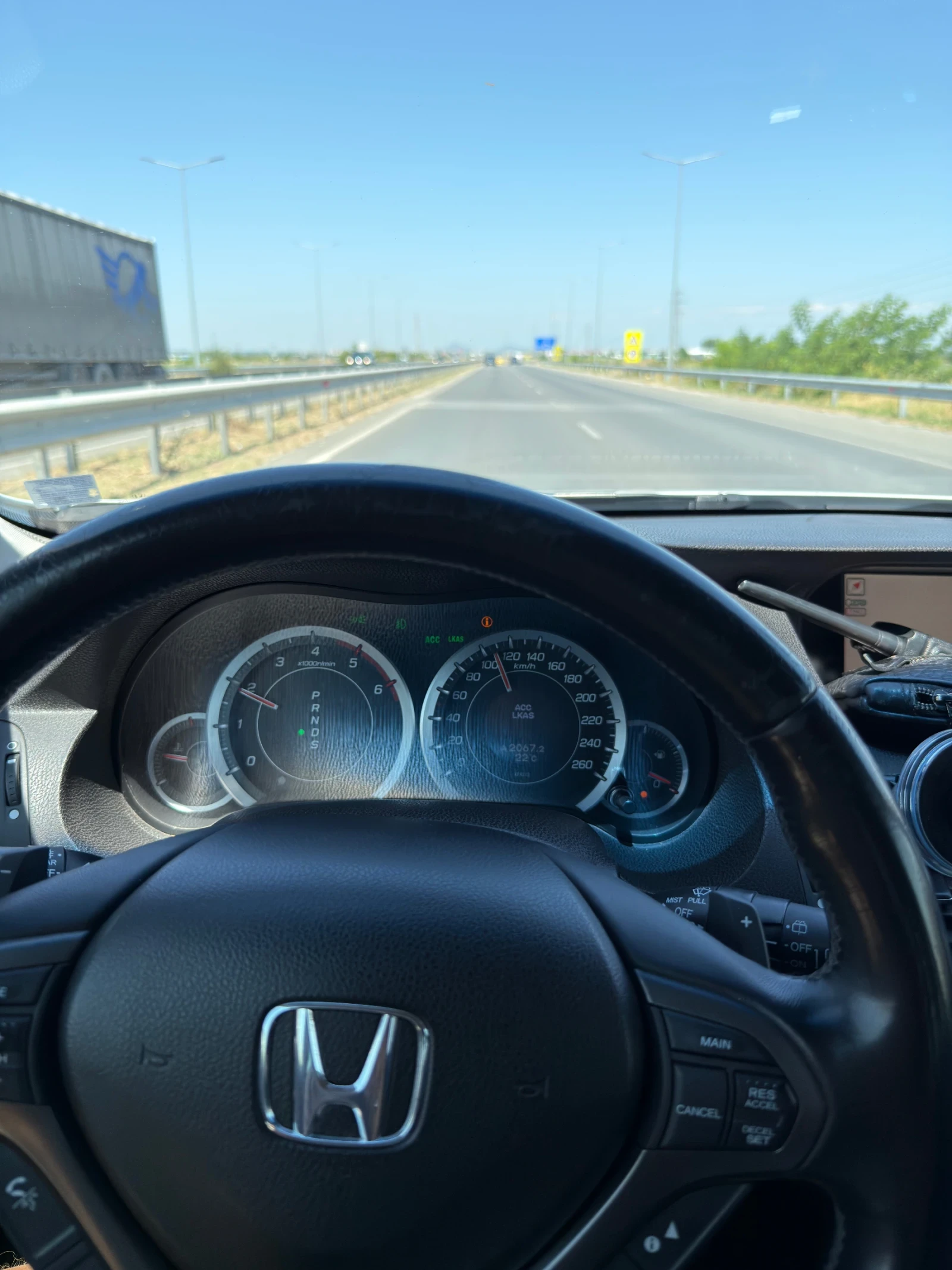 Honda Accord Gen 8     Exclusive Plus, снимка 10 - Автомобили и джипове - 55464216