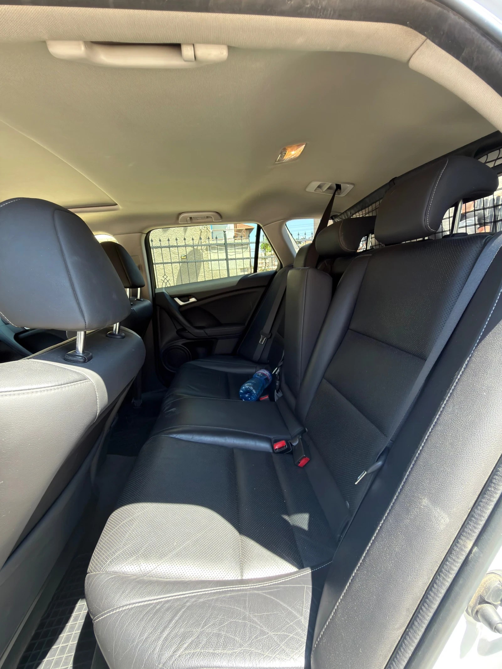 Honda Accord Gen 8     Exclusive Plus, снимка 8 - Автомобили и джипове - 55464216