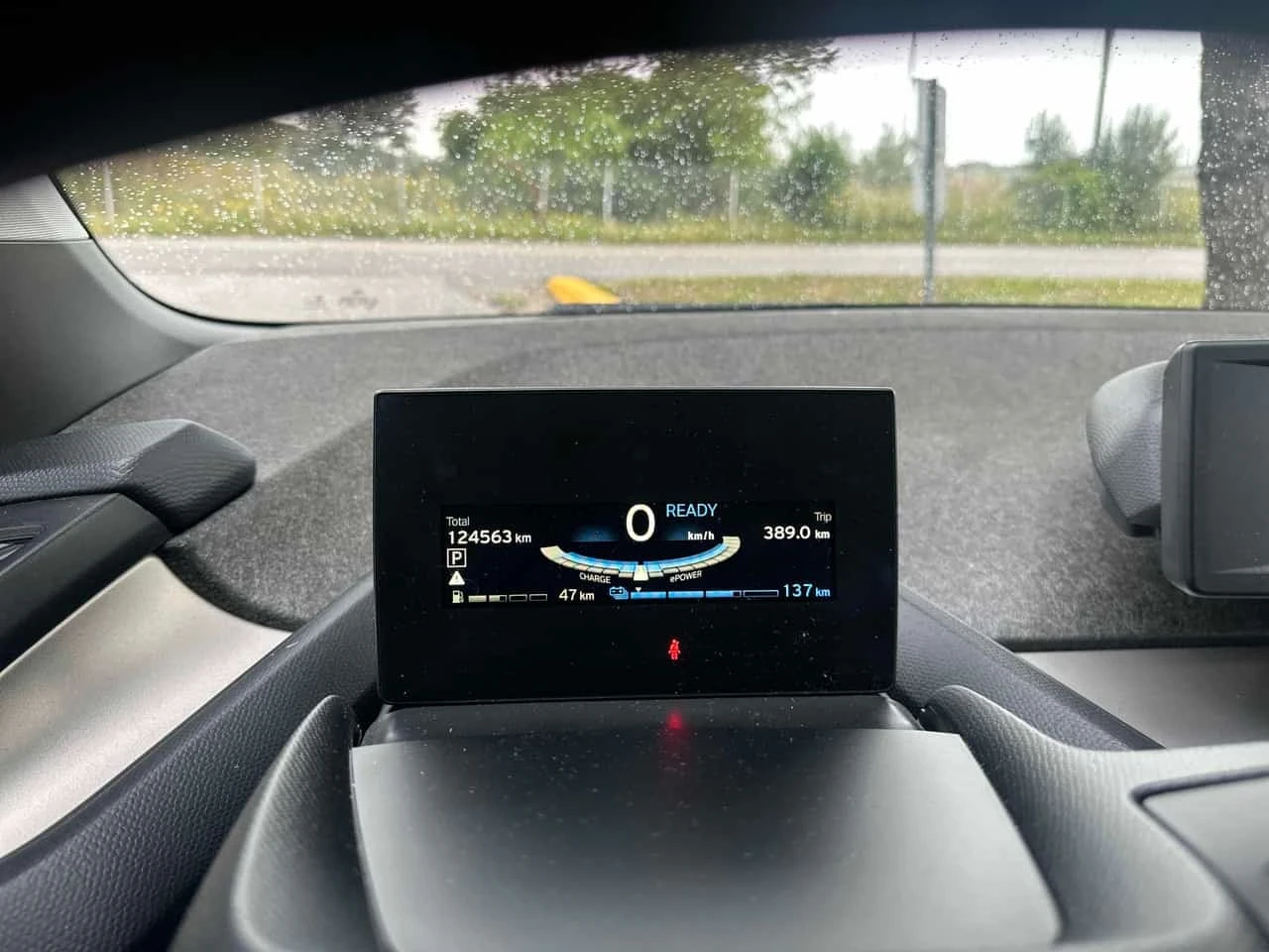 BMW i3 Auto w/Range Extender  CARFAX, снимка 8 - Автомобили и джипове - 56309973