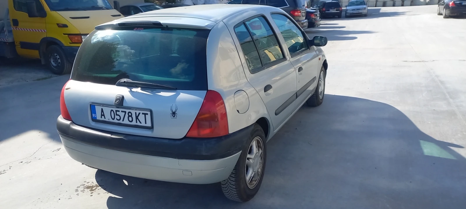 Renault Clio II 16V, снимка 3 - Автомобили и джипове - 56322326
