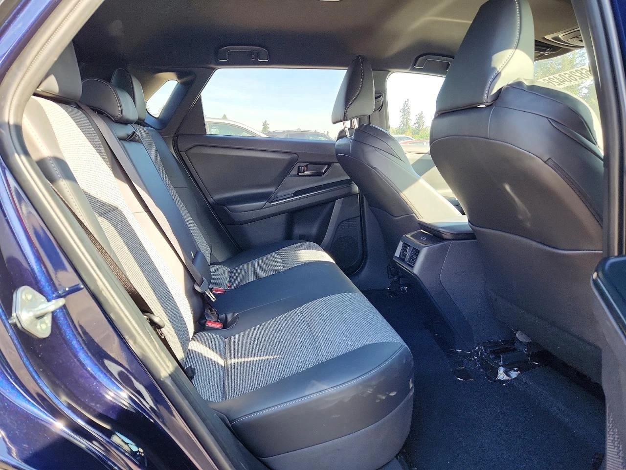 Toyota bZ4X XLE PLUS/���������/CARFAX/ | Mobile.bg � ����������� 11