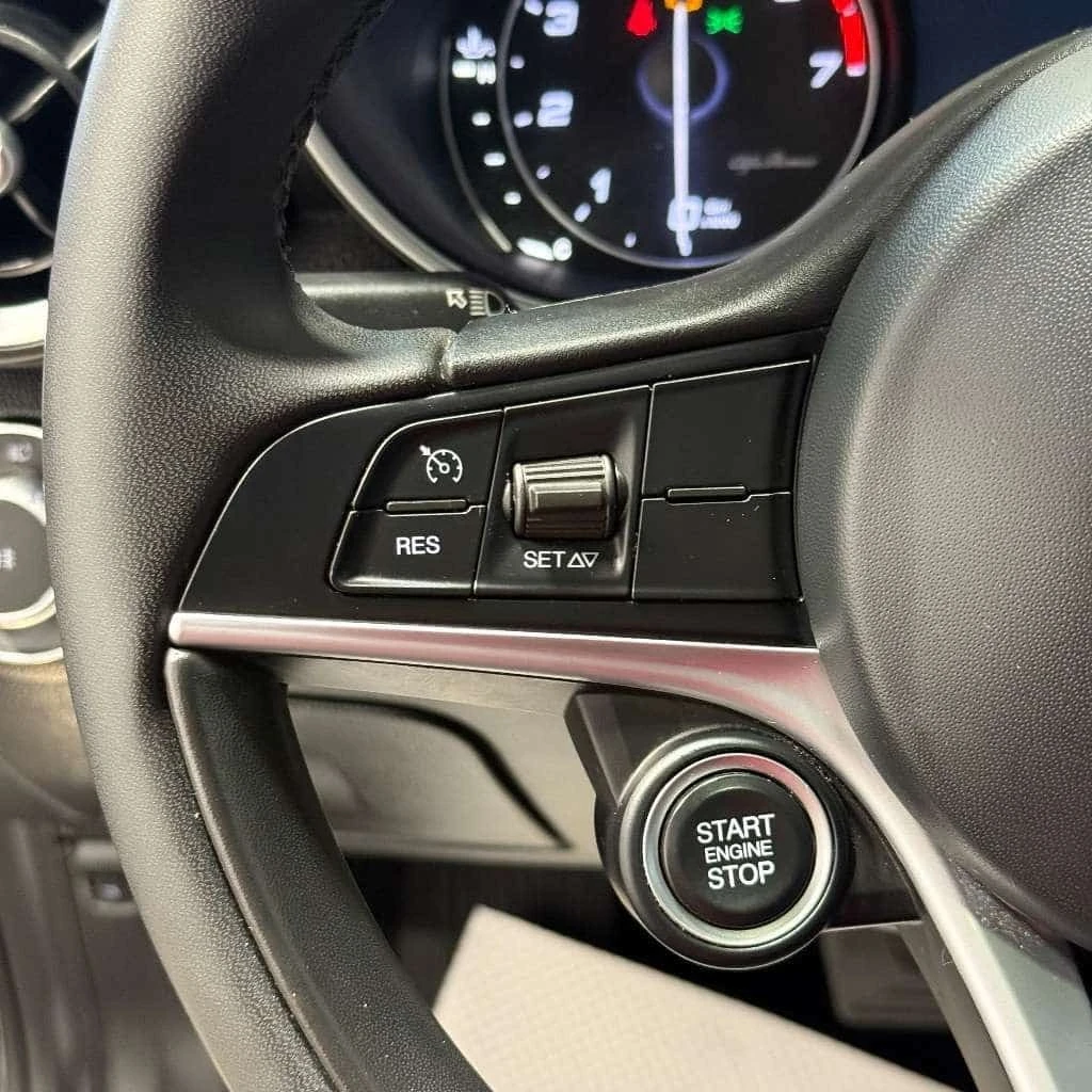 Alfa Romeo Giulia * 2.0 Turbo * 8ZF * CARFAX *  | Mobile.bg � ����������� 14