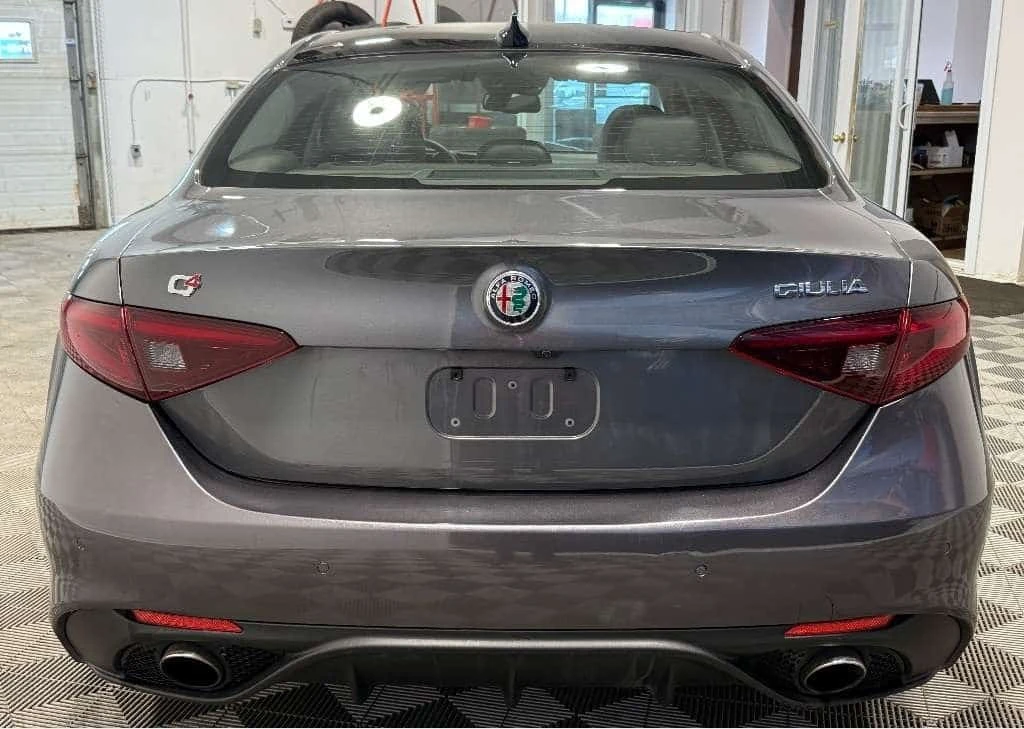 Alfa Romeo Giulia * 2.0 Turbo * 8ZF * CARFAX *  | Mobile.bg � ����������� 4