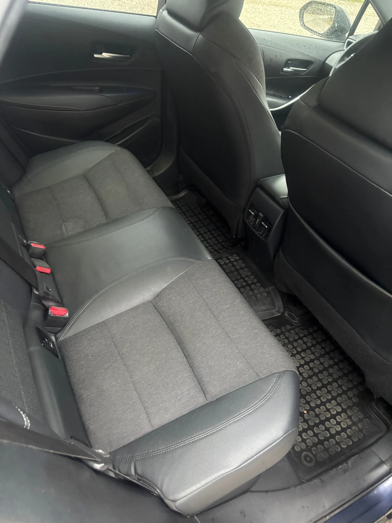Toyota Corolla 2.0, снимка 9 - Автомобили и джипове - 56666402