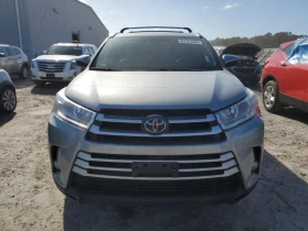 Toyota Highlander SE , 7 места