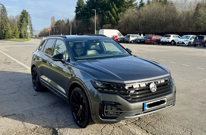 VW Touareg R Line, снимка 5 - Автомобили и джипове - 47667995