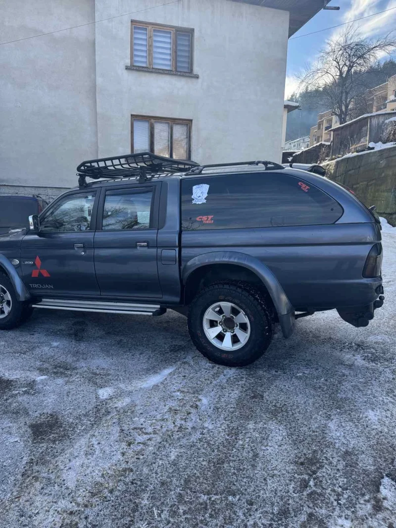 Mitsubishi L200, снимка 1 - Автомобили и джипове - 48668807