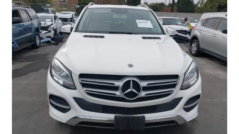 Mercedes-Benz GLE 350, снимка 2 - Автомобили и джипове - 48705741