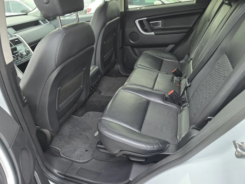 Land Rover Discovery Sport 2.0 DIZEL 4x4 180kc, снимка 12 - Автомобили и джипове - 51837660