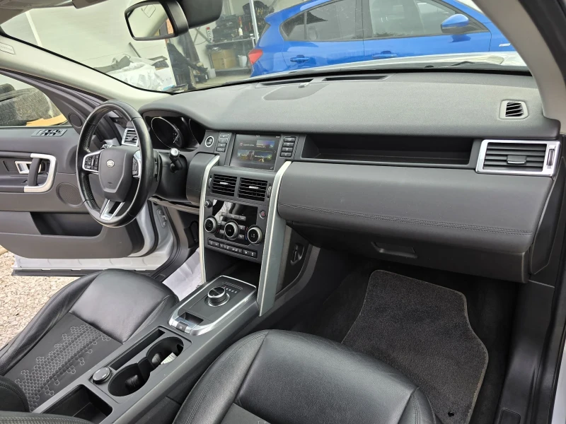 Land Rover Discovery Sport 2.0 DIZEL 4x4 180kc, снимка 10 - Автомобили и джипове - 51837660