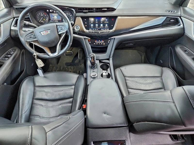 Cadillac XT6 3.6L 6 All wheel drive, снимка 13 - Автомобили и джипове - 53142645