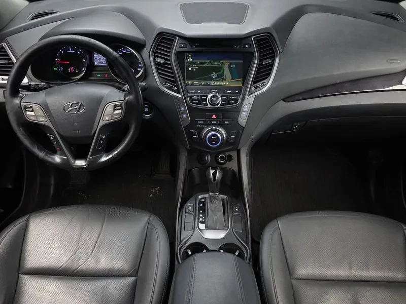 Hyundai Santa fe 2.0 CRDi 4WD - САМО 30% АВАНС, снимка 7 - Автомобили и джипове - 56159055