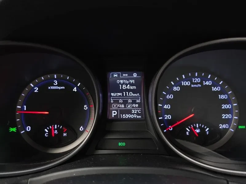 Hyundai Santa fe 2.0 CRDi 4WD - САМО 30% АВАНС, снимка 8 - Автомобили и джипове - 56159055