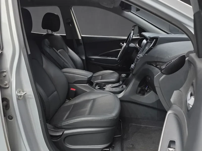 Hyundai Santa fe 2.0 CRDi 4WD - САМО 30% АВАНС, снимка 11 - Автомобили и джипове - 56159055