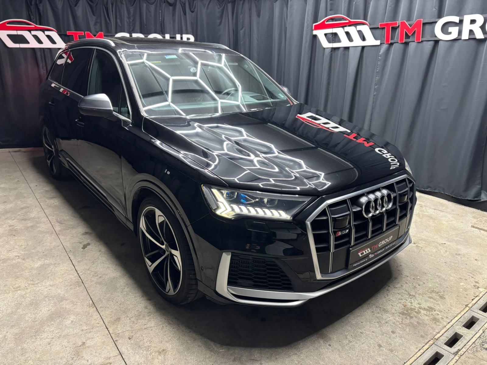 Audi SQ7 PANO* Distr* MATRIX* Head Up* Bose* 360* 435к.с - изображение 4