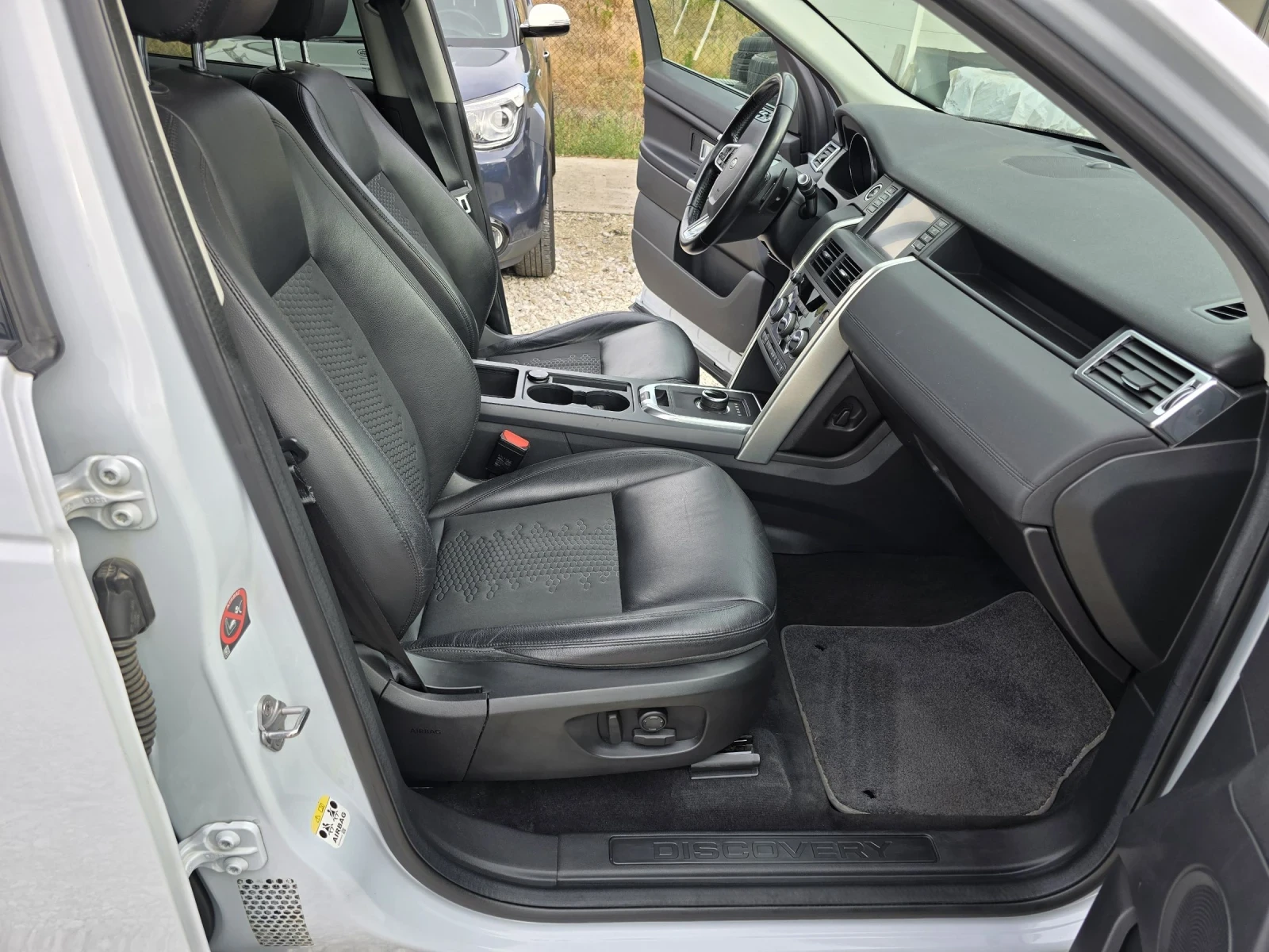 Land Rover Discovery Sport 2.0 DIZEL 4x4 180kc - изображение 6