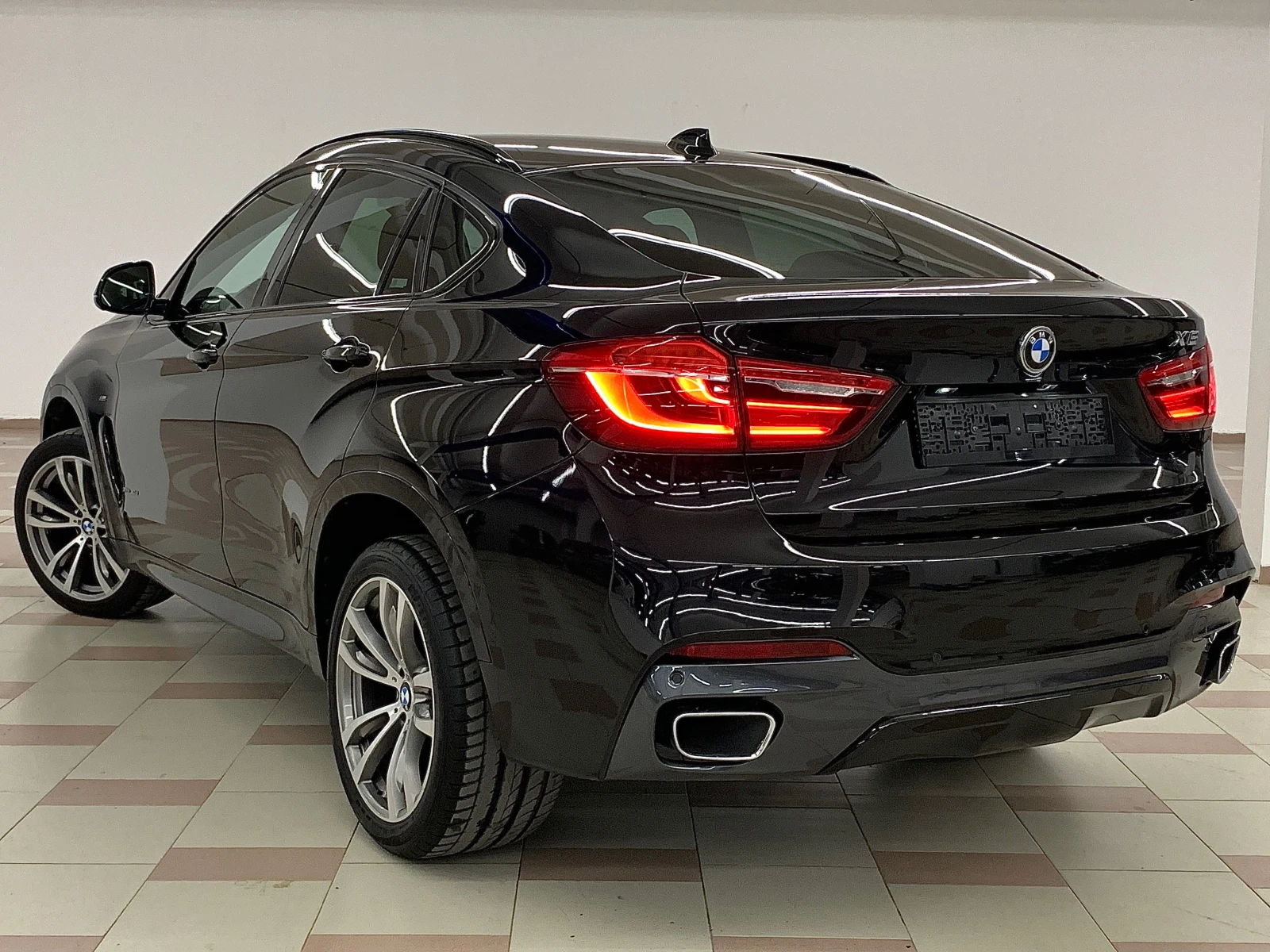 BMW X6 30d M-Pak * VAKUM* DIGITAL* Cam360* PODGREV* Blind | Mobile.bg   4