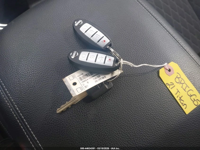 Nissan Titan crew cab 5.6l Titan Sv 4X4 | Mobile.bg � ����������� 11