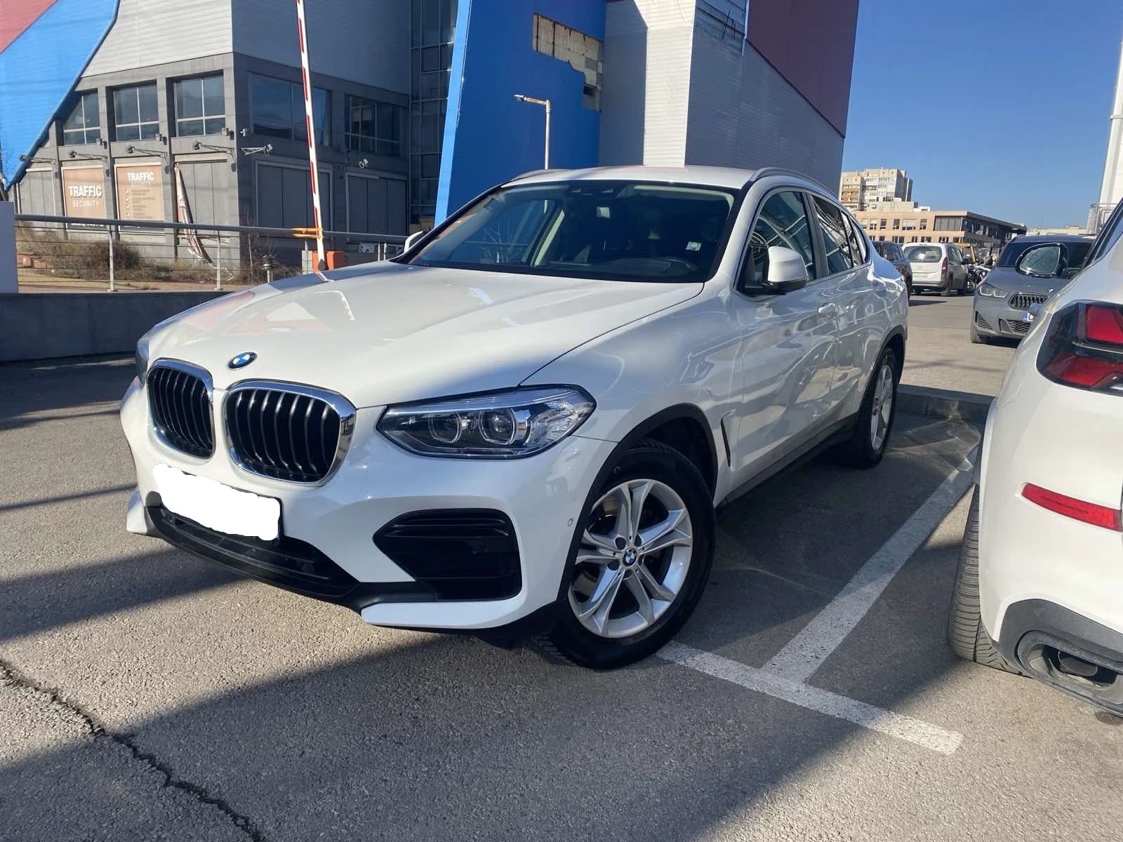 BMW X4, снимка 4 - Автомобили и джипове - 54603862