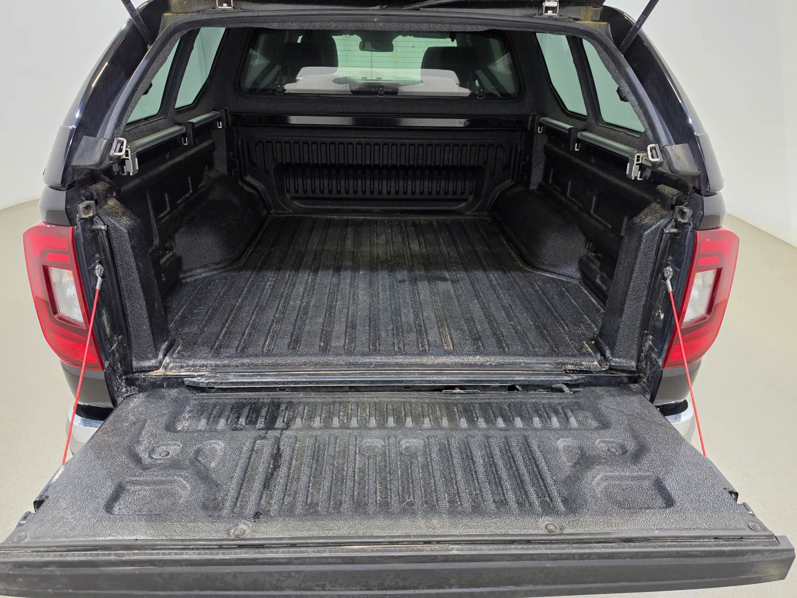 VW Amarok Double Cabine 3.0TDI V6 240hp 4Motion, снимка 7 - Автомобили и джипове - 54621086