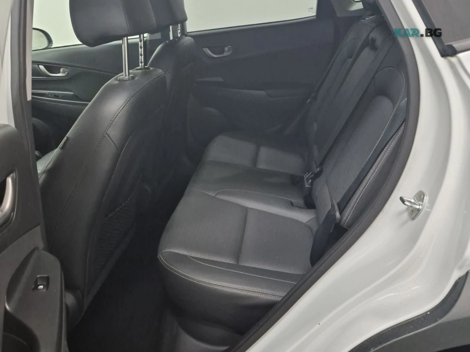 Hyundai Kona ULTIMATE * AвтоКредит * (ЦЕНА ДО БГ), снимка 15 - Автомобили и джипове - 54824609