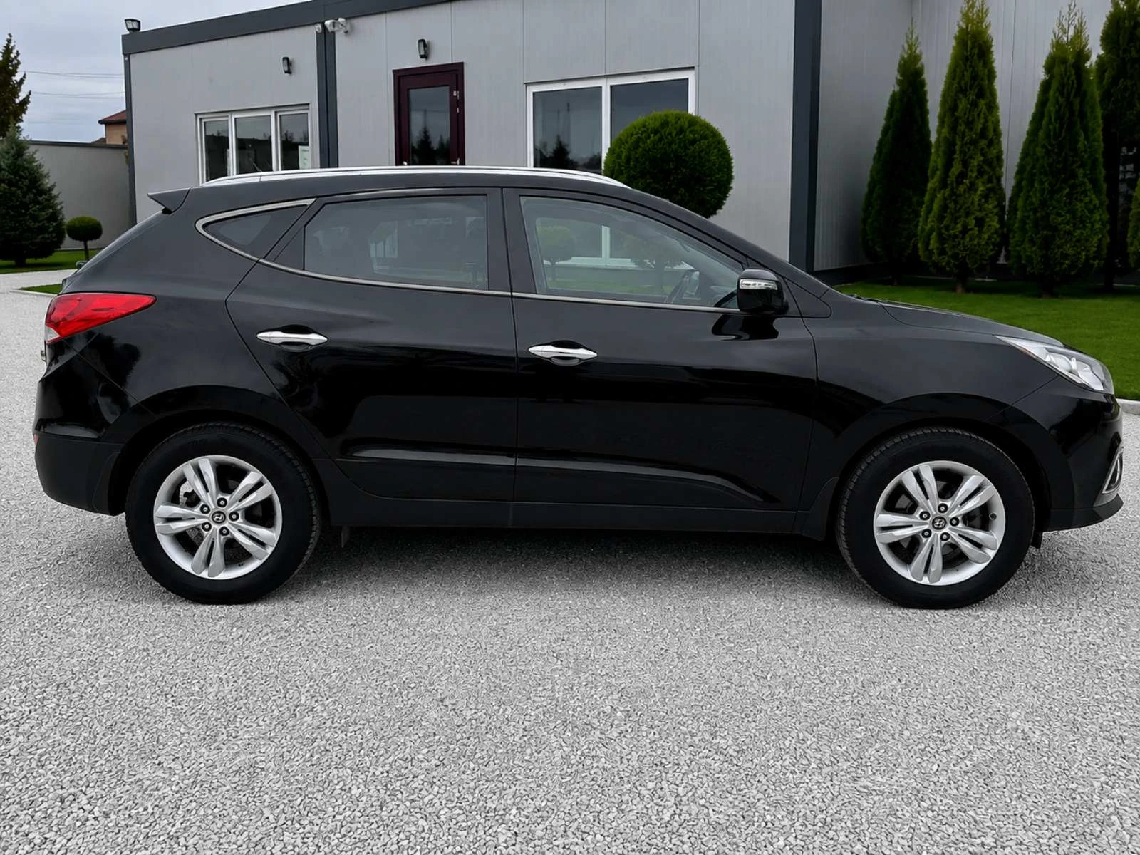 Hyundai IX35 2.0 i Comfort-163кс, снимка 5 - Автомобили и джипове - 55079805