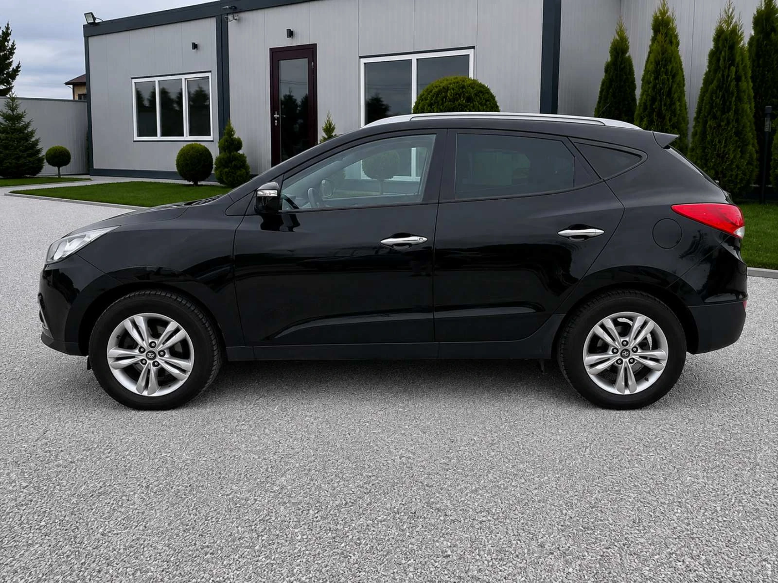 Hyundai IX35 2.0 i Comfort-163кс, снимка 6 - Автомобили и джипове - 55079805