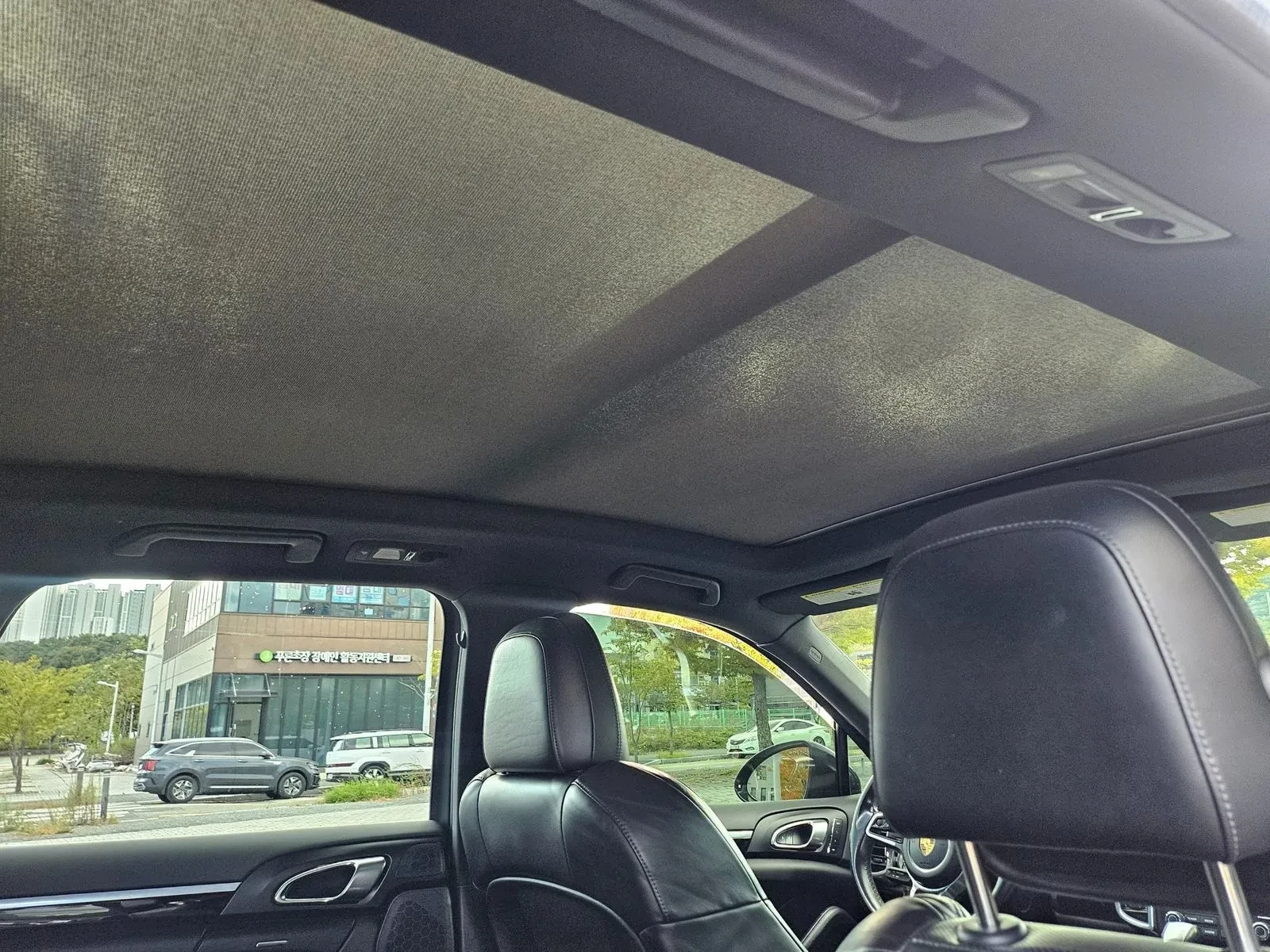 Porsche Cayenne PLATINUM EDITION* FULL* ФИКС.ЦЕНА* , снимка 16 - Автомобили и джипове - 55149850