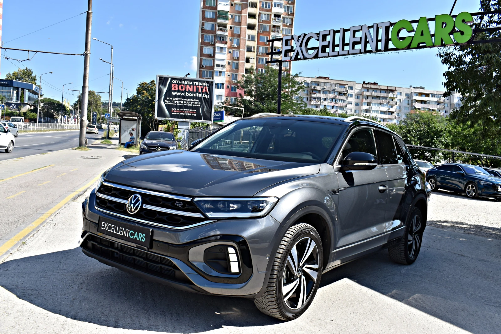 VW T-Roc R-LINE* DIGITAL* 4000KM!!!!* РАВЕН НА НОВ