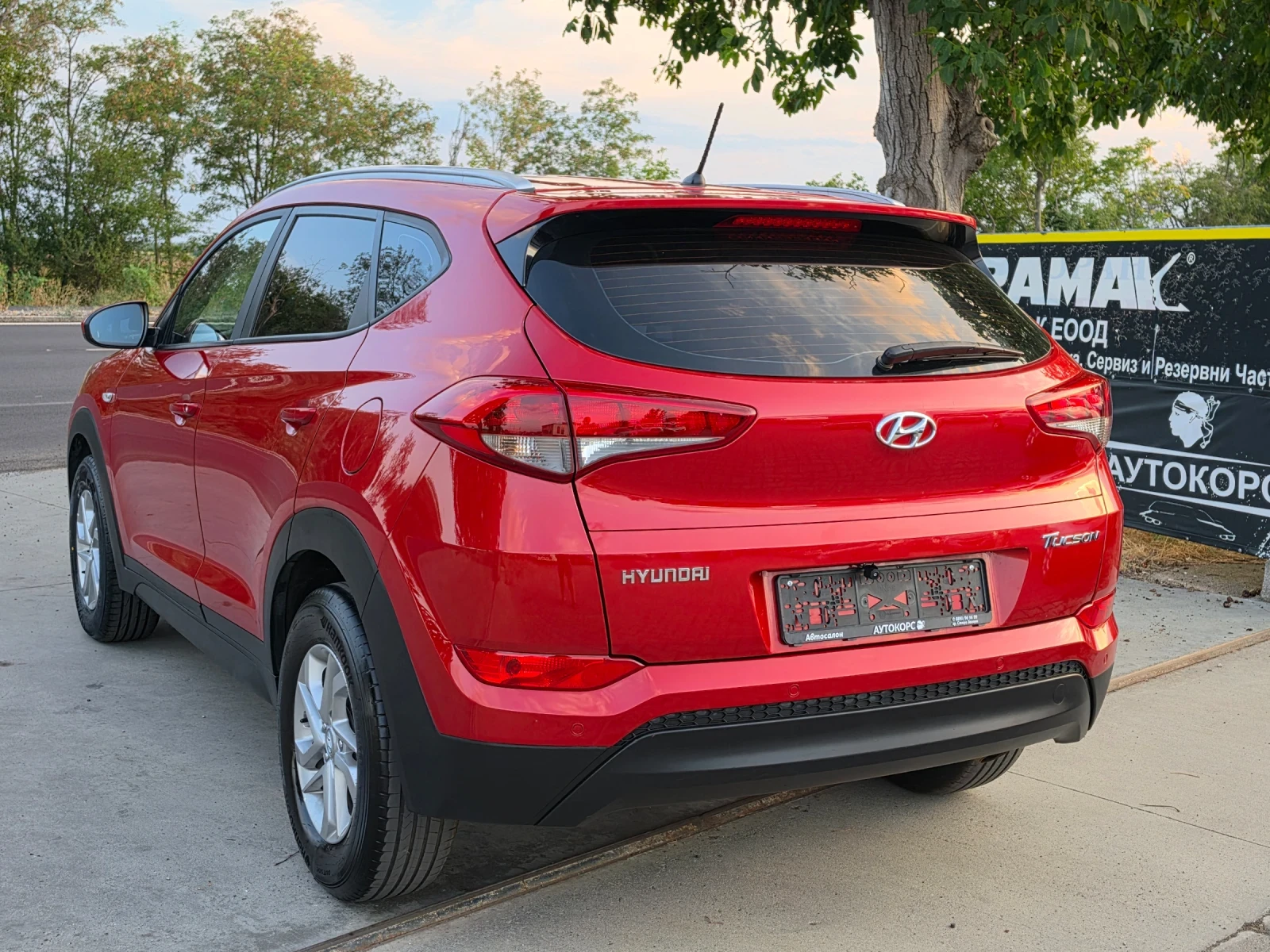 Hyundai Tucson 1.7CRDI* NAVI* CAMERA, снимка 7 - Автомобили и джипове - 55794313