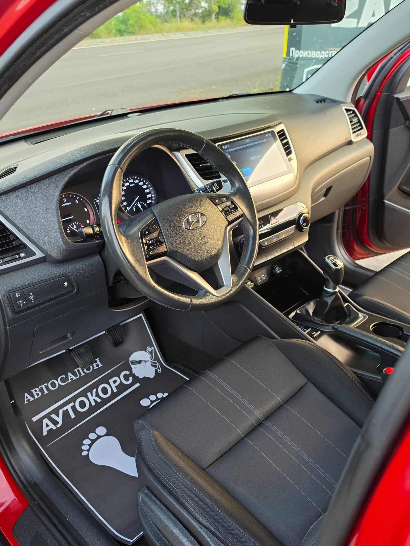 Hyundai Tucson 1.7CRDI* NAVI* CAMERA, снимка 9 - Автомобили и джипове - 55794313