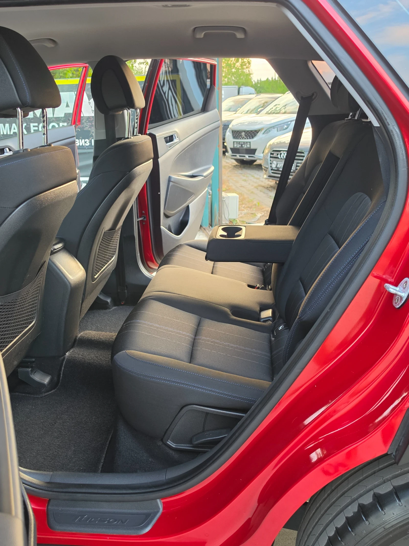 Hyundai Tucson 1.7CRDI* NAVI* CAMERA, снимка 14 - Автомобили и джипове - 55794313