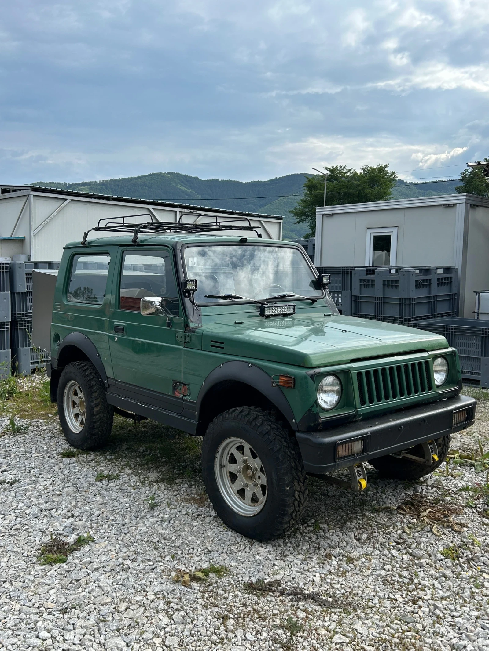 Suzuki Samurai, снимка 6 - Автомобили и джипове - 55824970