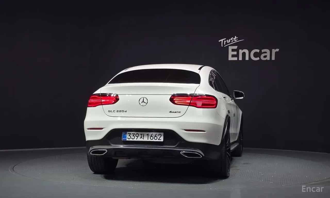 Mercedes-Benz GLC 4MATIC Premium Coupe * БЕЗ ПЪРВОНАЧАЛНА, снимка 4 - Автомобили и джипове - 56194028