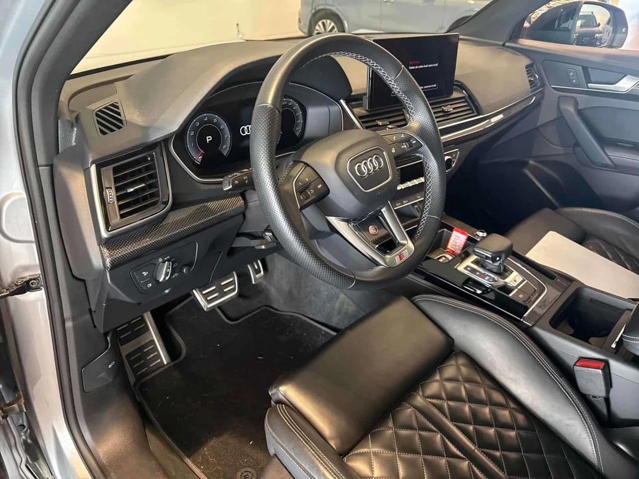 Audi SQ5 * Progressiv * CARFAX * , снимка 5 - Автомобили и джипове - 56613411