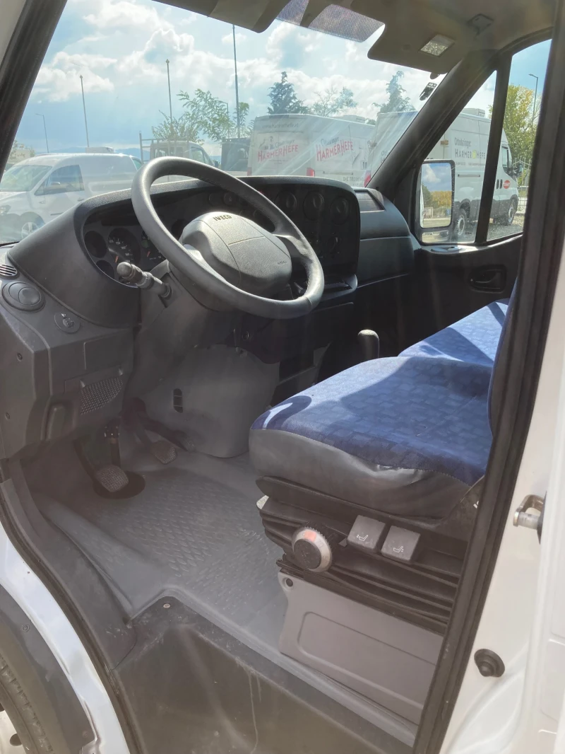 Iveco Daily 35s14, снимка 11 - Бусове и автобуси - 52074361