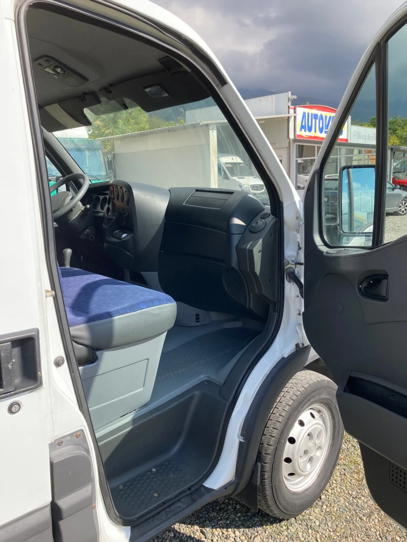 Iveco Daily 35s14, снимка 14 - Бусове и автобуси - 52074361