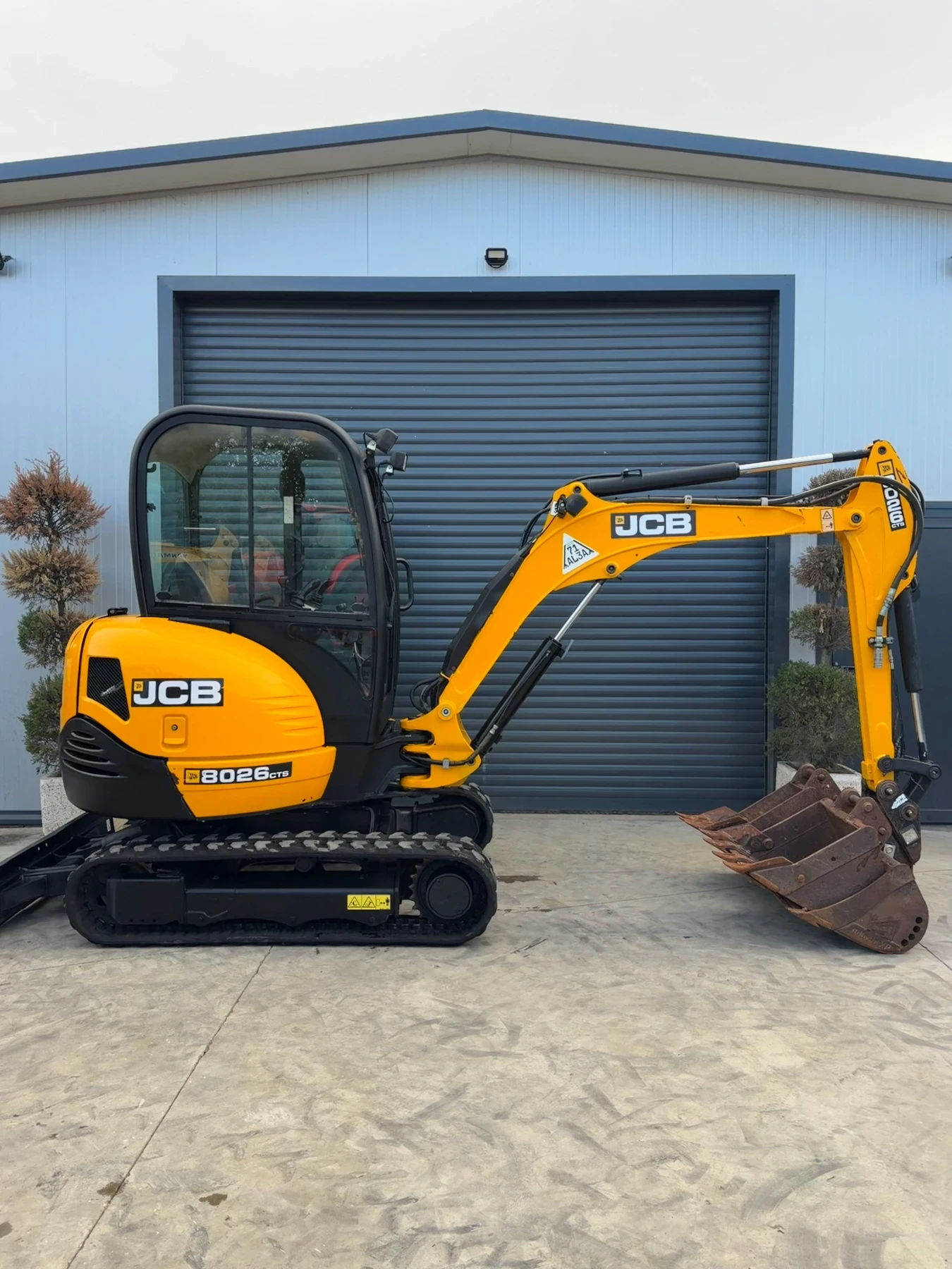 ����� JCB 8026 2.9�. | Mobile.bg � ����������� 2