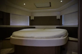 Обява за продажба на Моторна яхта Beneteau Beneteau Gran Turismo 49  Black edition ~Цена по договаряне - изображение 6