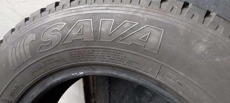 Гуми Зимни 195/75R16, снимка 4 - Гуми и джанти - 30950587