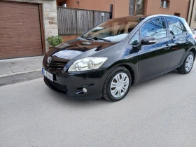 Toyota Auris 2.0 D4D, снимка 1