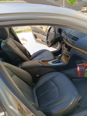 Mercedes-Benz E 220 W211, снимка 13